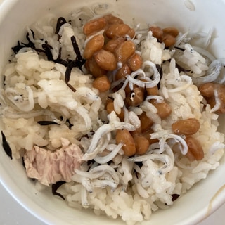 幼児食(^^) メカジキとしらすの納豆ご飯